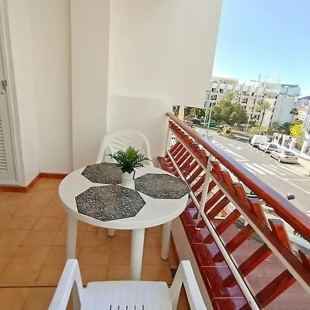 Diamantes Home, Cristianos, Heated Pool & Aircon *