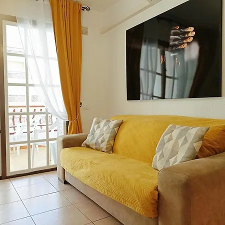 Diamantes Home, Cristianos, Heated Pool & Aircon Appartamento *