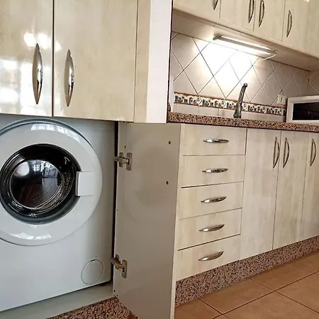 Diamantes Home, Cristianos, Heated Pool & Aircon Apartment Arona (Tenerife)