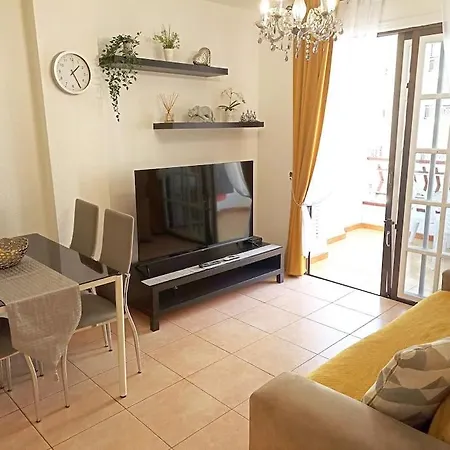 Diamantes Home, Cristianos, Heated Pool & Aircon Arona (Tenerife)